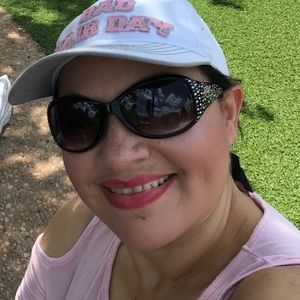 Meet your Posher, Janina